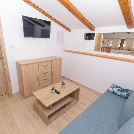 Vakantiehuis House With A Parking Space Vodnjan, Fazana - 27713